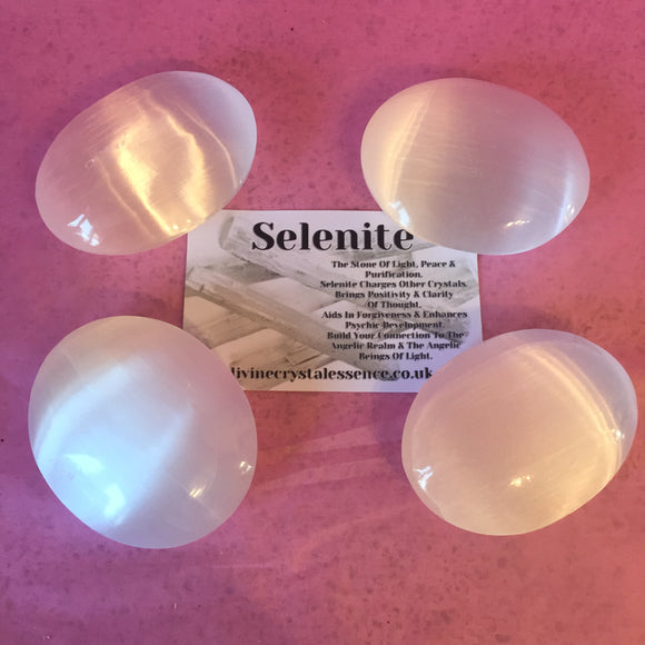 6cm Selenite Palmstone💎Special Price £2.25 Each💎